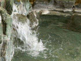 ひこさんホテル和