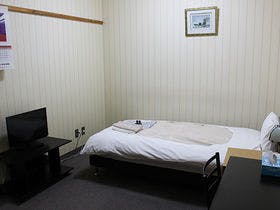 ビジネスホテル高見