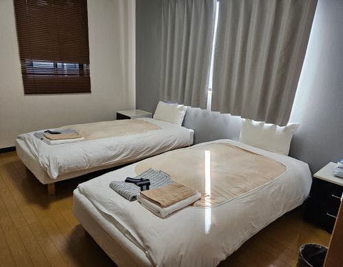 別館ベッドルーム(1)