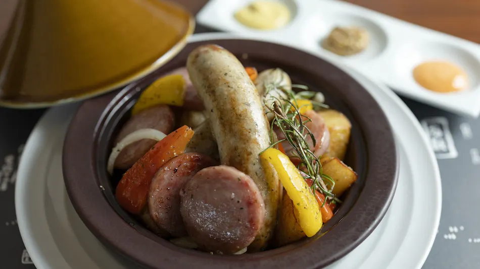 Iseya Inn with Private Hot Spring