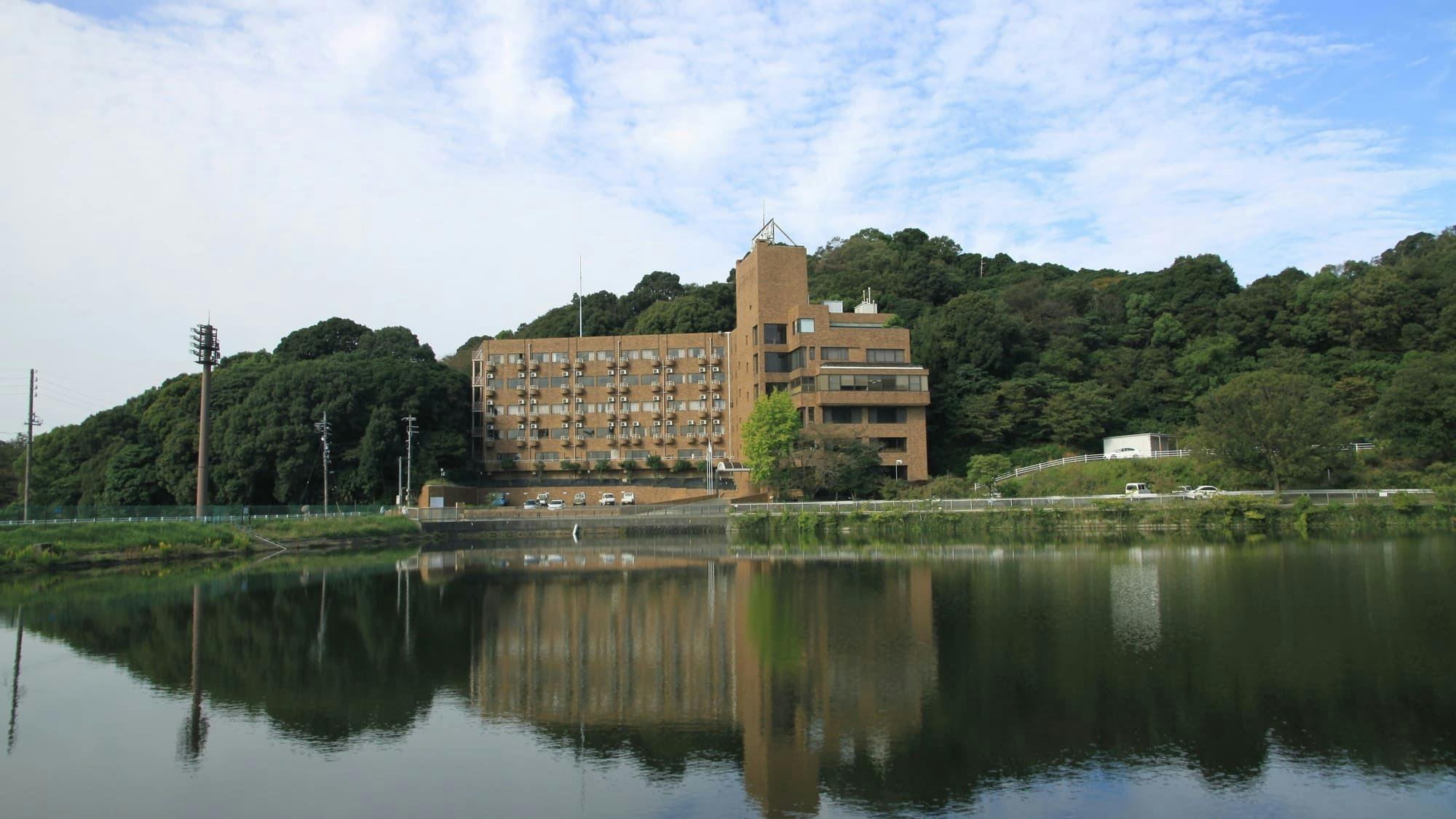 Toyokawa Grand Hotel