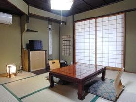 旅館 やまむろ
