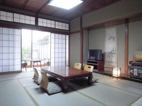 旅館 やまむろ