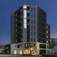 ภายนอกยามค่ำคืน