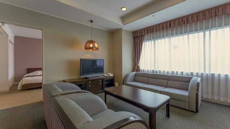 Tsuyama Kakuzan Hotel