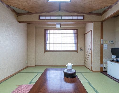 和室1～4名様（トイレ付き、バス共用）