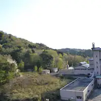 วิวจากห้องสไตล์ญี่ปุ่น (มองเห็นน้ำพุร้อน Fujitsu)