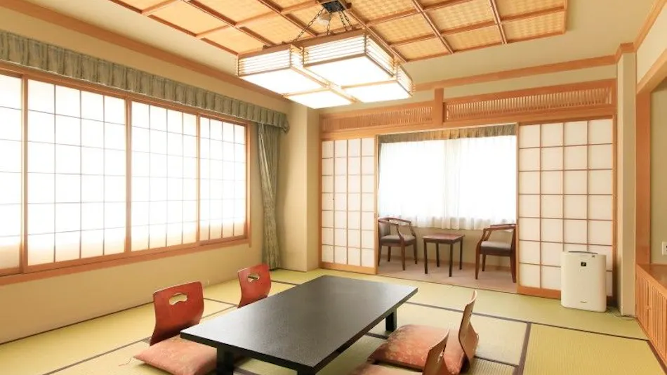 Kami-Suwa Station Hotel