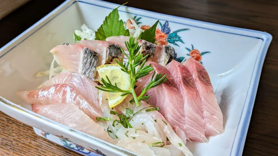 Minshuku Restaurant Taharaya