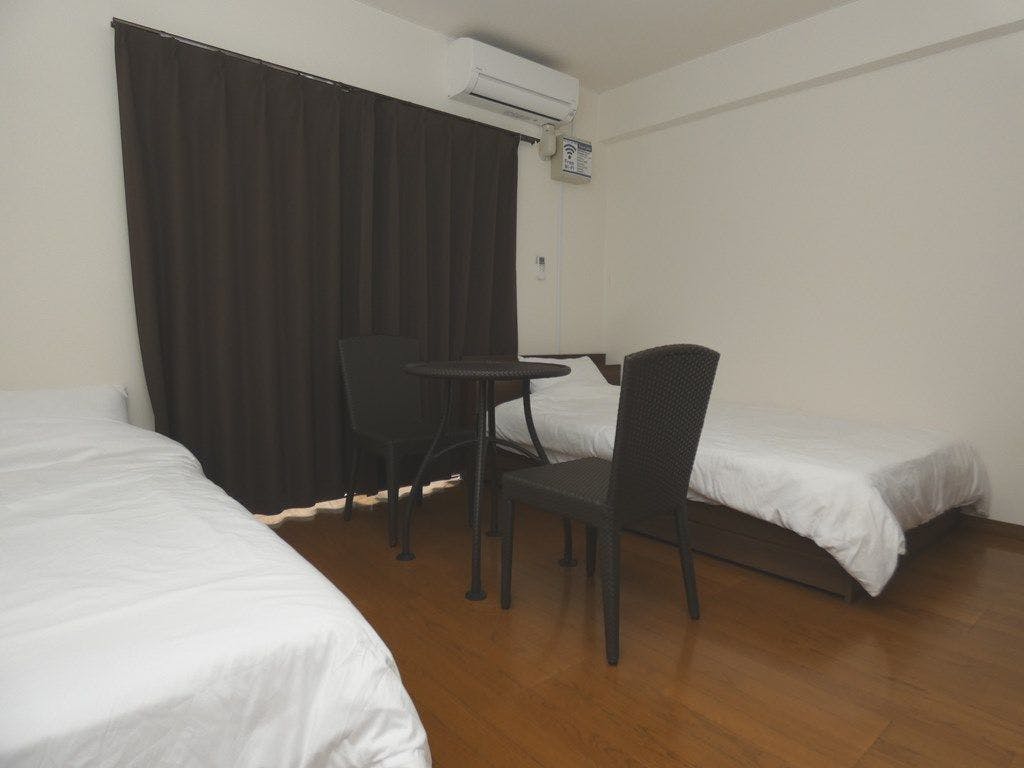 Kamar 306, gedung tambahan