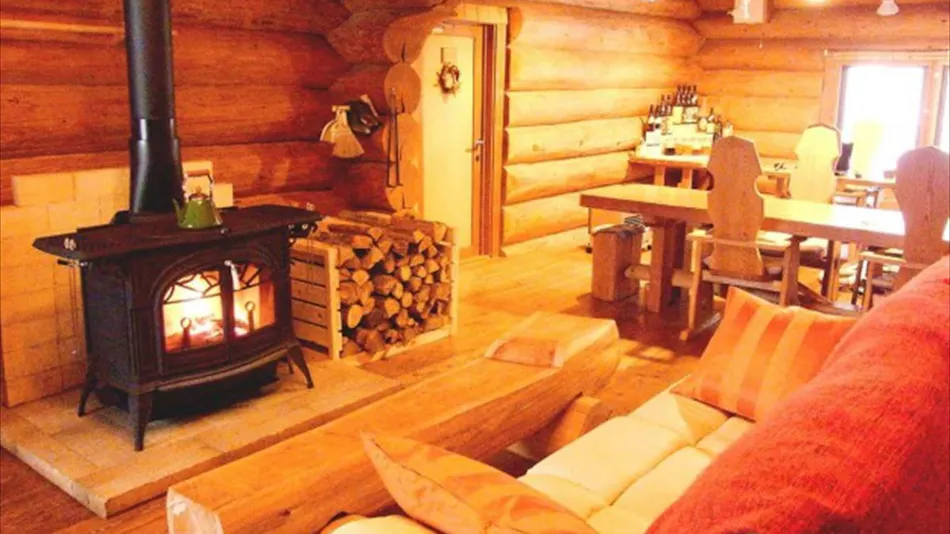 Hiruzen Glamping Cottage Forest Walk