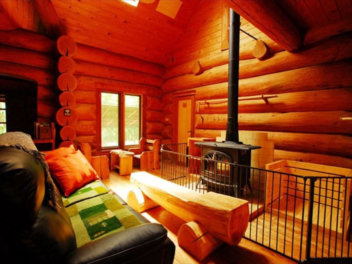 Hiruzen Glamping Cottage Forest Walk