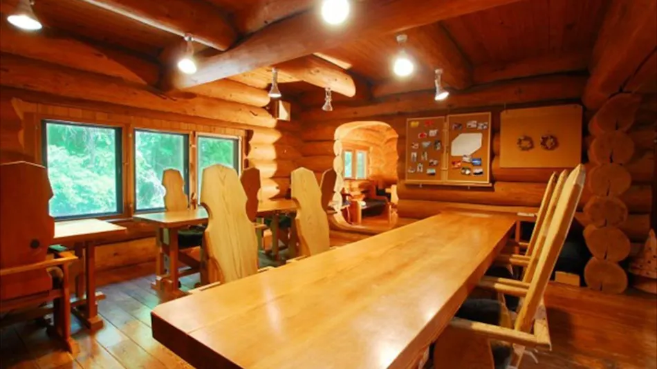 Hiruzen Glamping Cottage Forest Walk