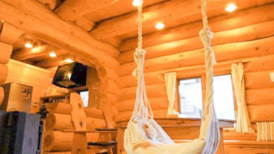 Hiruzen Glamping Cottage Forest Walk
