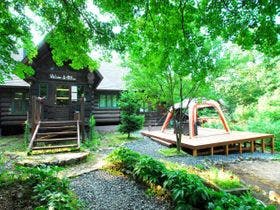 森遊び体験ができる宿　ペンション＆コテージ　森の散歩