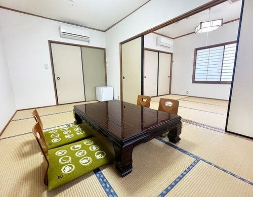 201号室 和室 13.5畳(7.5+6)