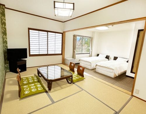 202号室 和洋室ツイン 15平米+7.5畳