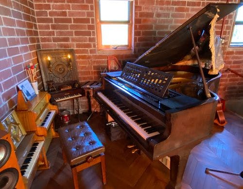 ドイツ製グランドピアノ