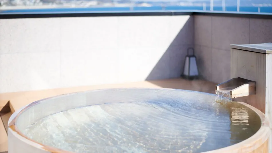 Enoshima Hotel (Enoshima Island Spa Hotel Building)