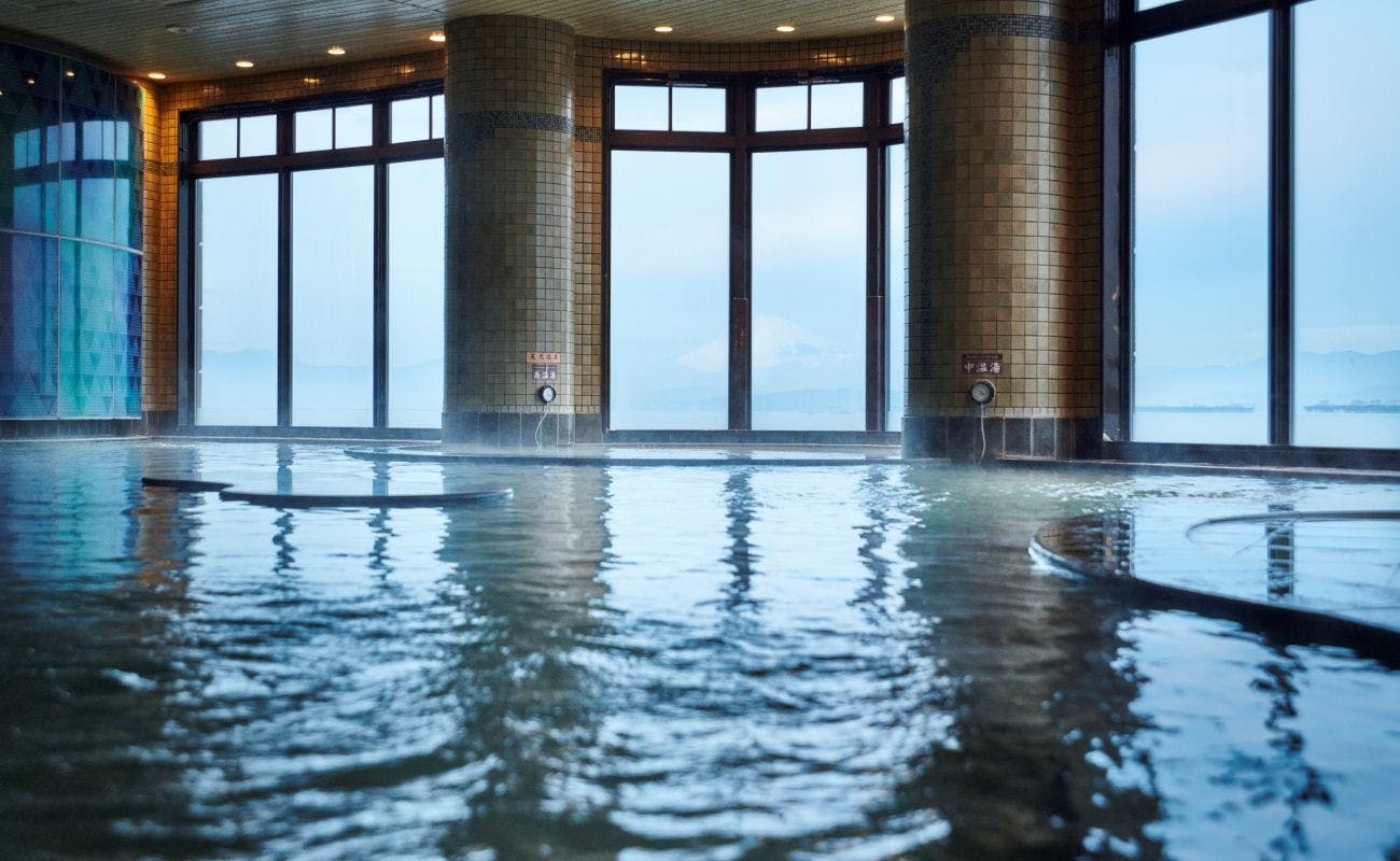 Enoshima Hotel (Enoshima Island Spa Hotel Building)