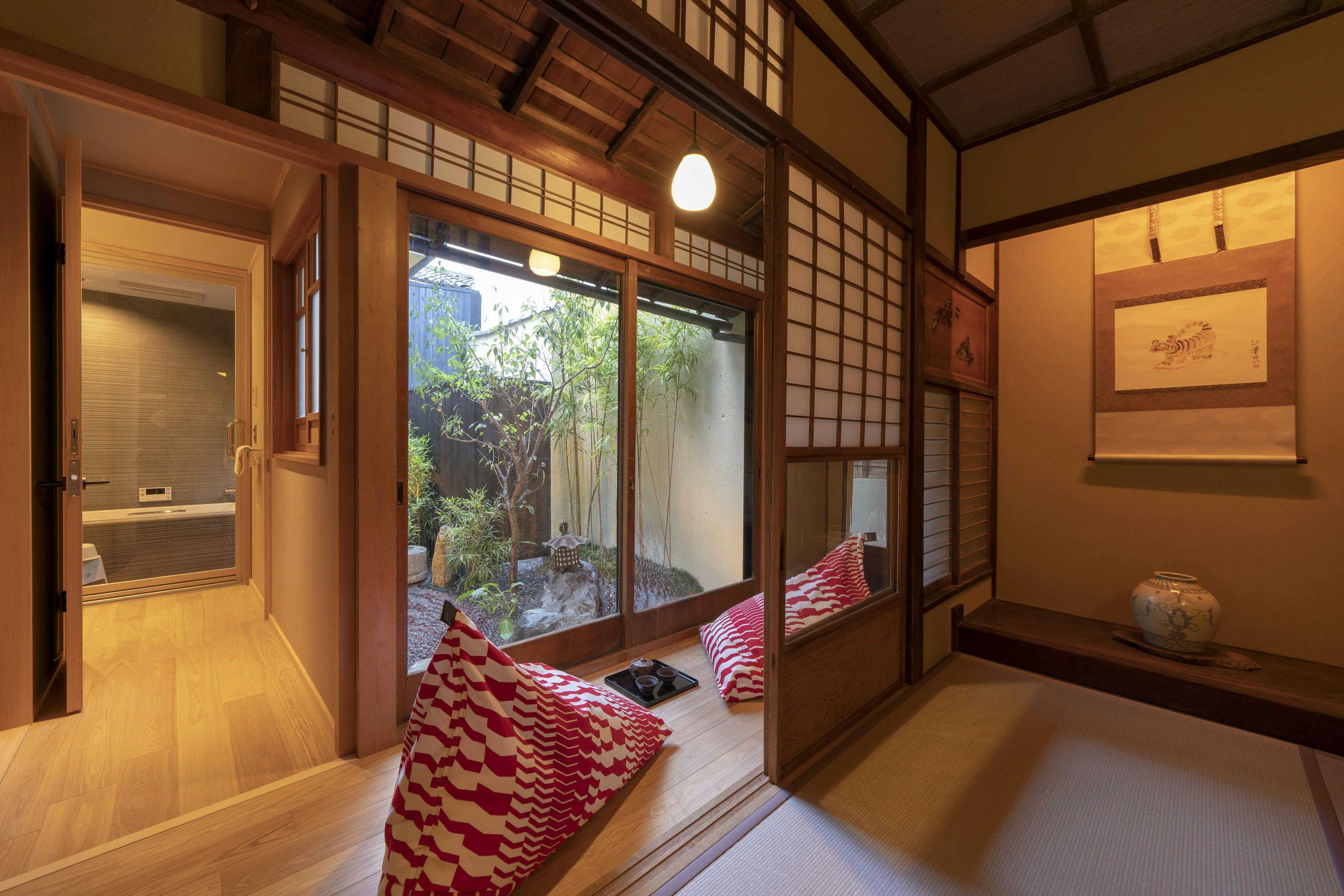 Machiya KAMIUMEYA Kyoto Higashiyama