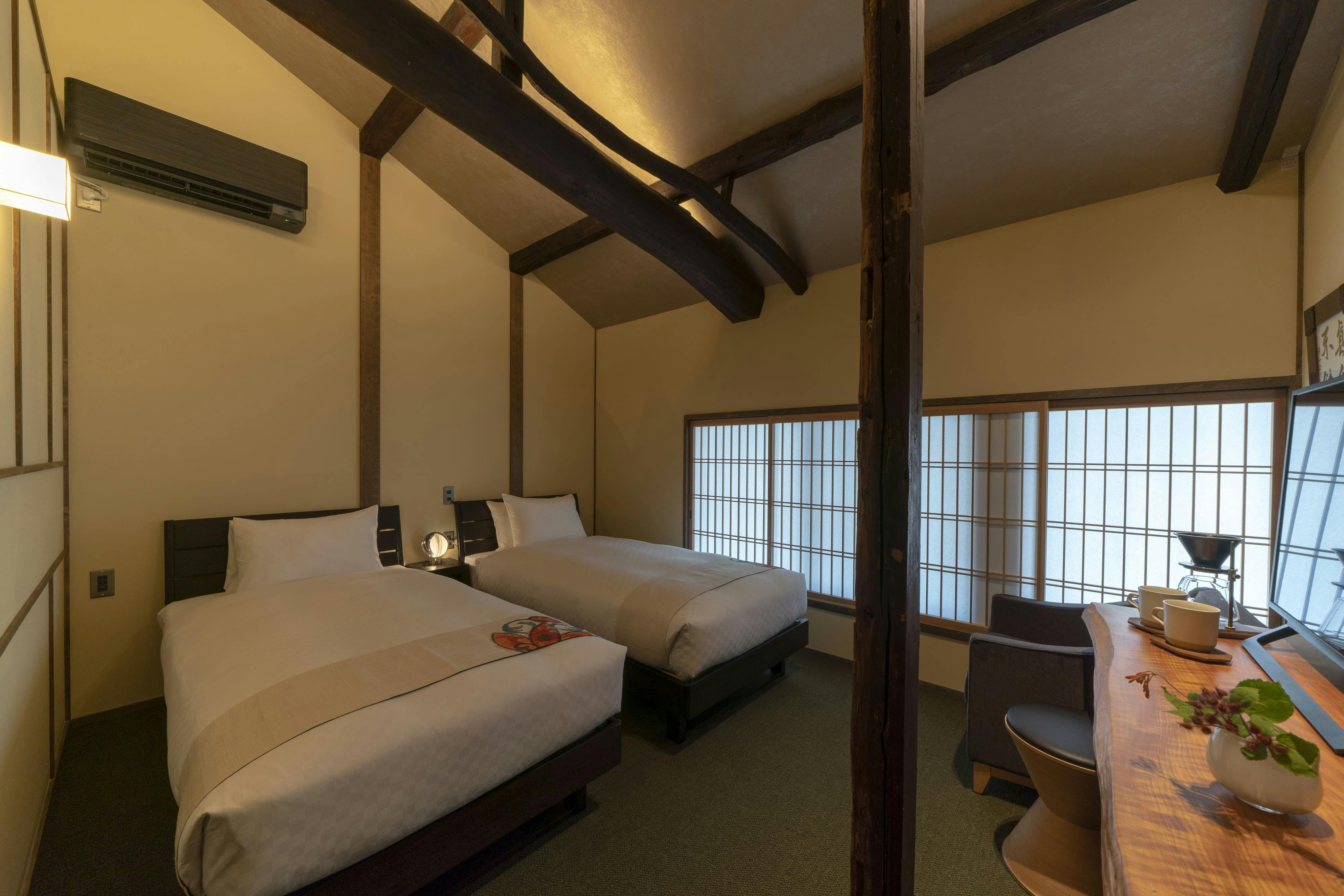 Machiya KAMIUMEYA Kyoto Higashiyama