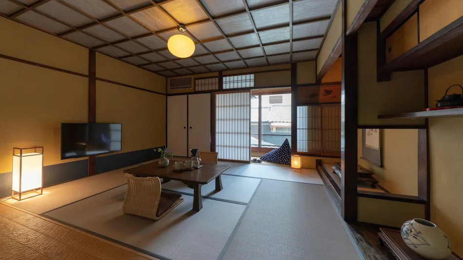 Machiya KAMIUMEYA Kyoto Higashiyama