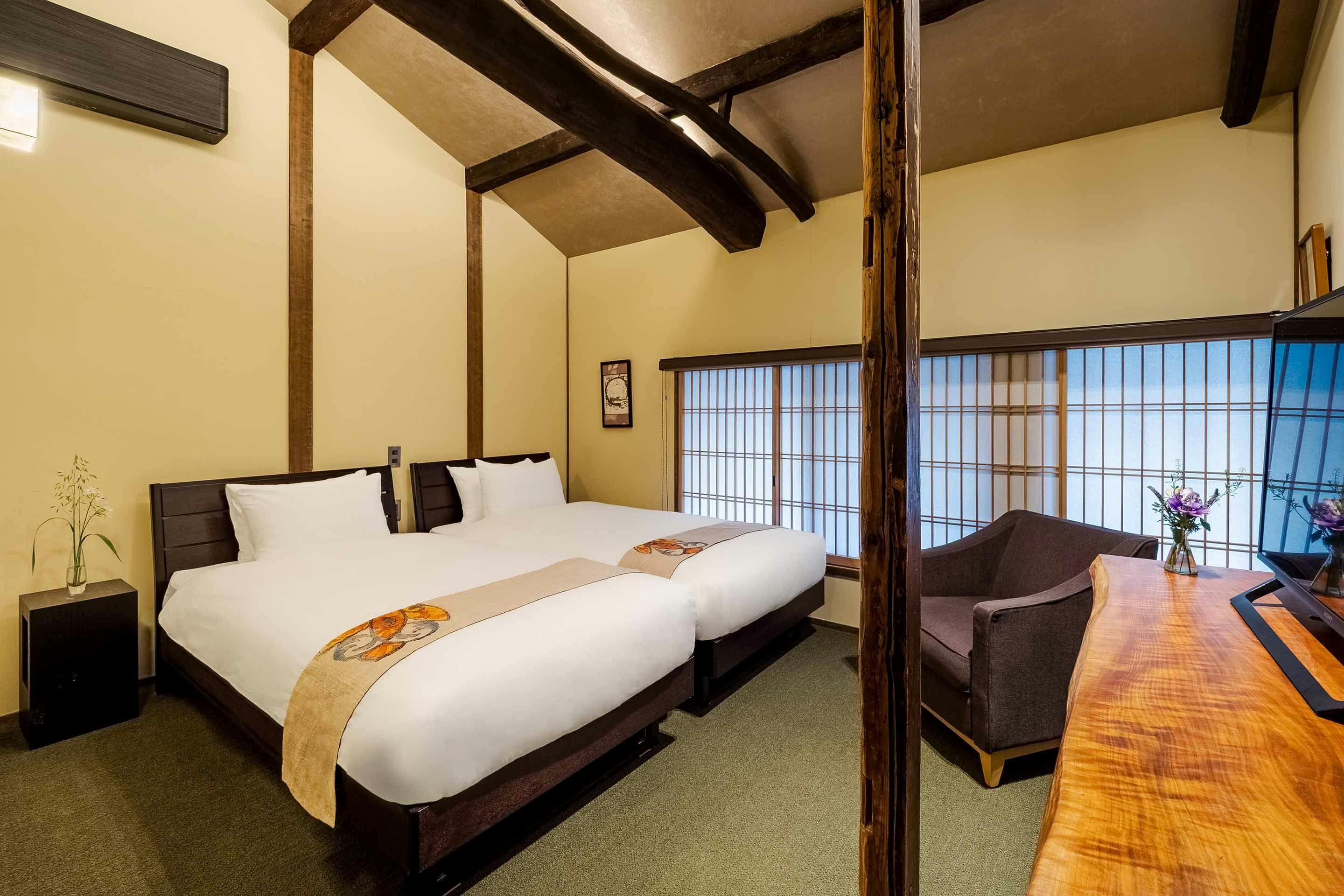 Machiya KAMIUMEYA Kyoto Higashiyama