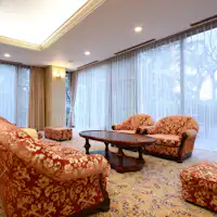 개방감 있는 입구에서 편안히 쉬세요.