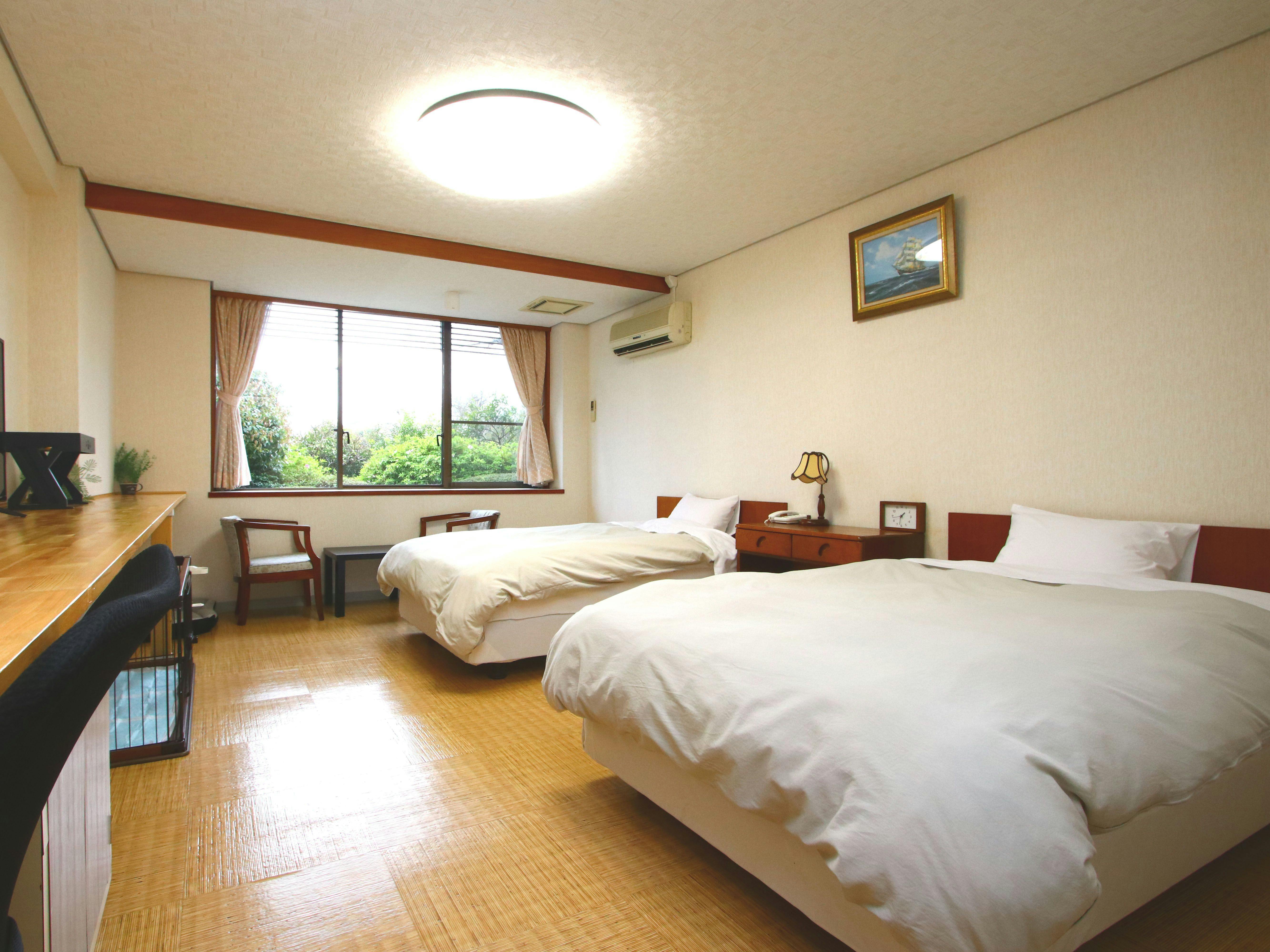 전용 출입구를 통해 객실로 이동할 수 있습니다.