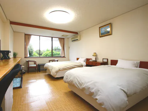 전용 출입구를 통해 객실로 이동할 수 있습니다.