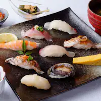 <พื้นฐาน>คอร์สซูชิ 10 ชิ้นแบบโอมาคาเสะ