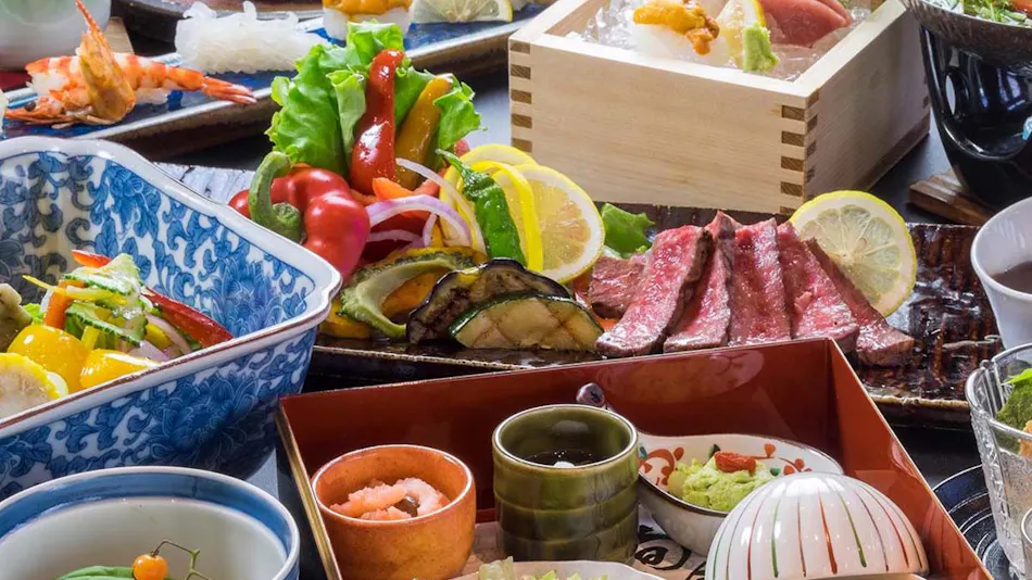 Seaside Sushi Inn Yahataya