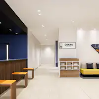 フロント・ロビー