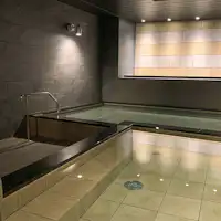 【Kolam Air Panas】Tingkat 1/Waktu Operasi 16:00~9:00 Keesokan Harinya