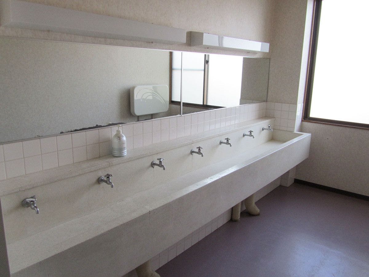 ห้องล้างหน้า