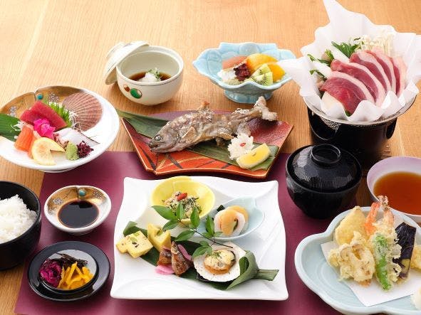 งานเลี้ยงอาหารภูเขา