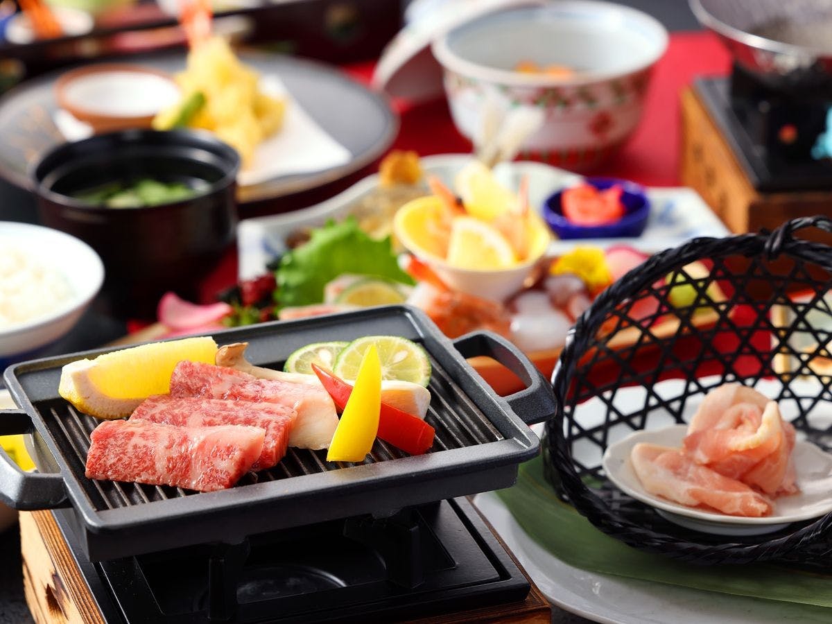 อาหารภูเขาและทะเล (ตัวอย่าง)