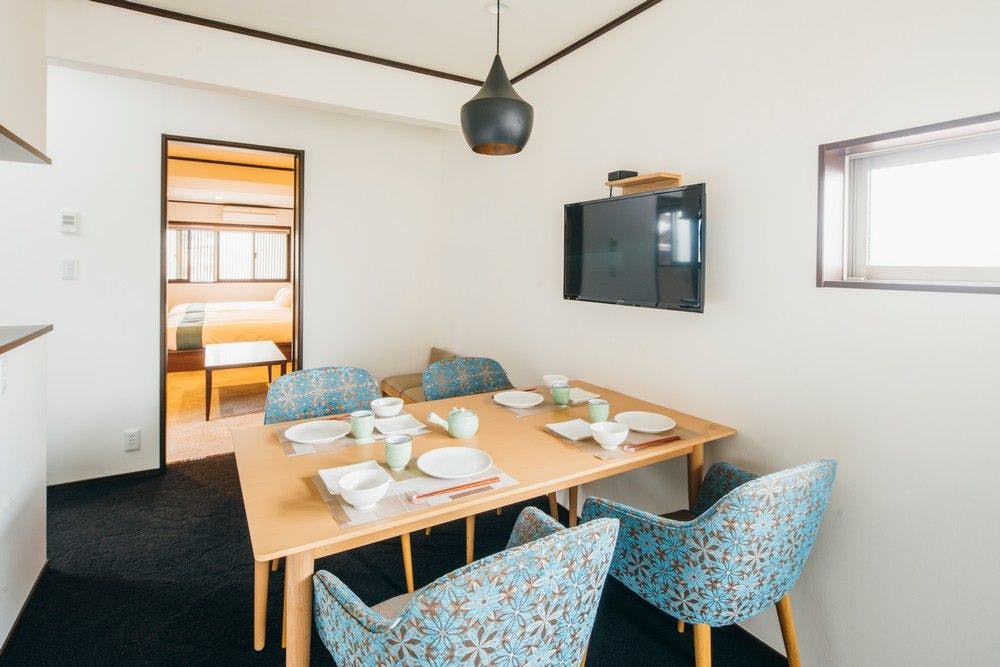 ชั้น 2: ห้องรับประทานอาหาร