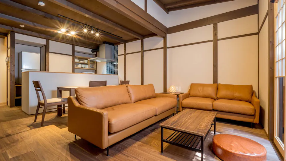 RESI STAY Villa Silktree