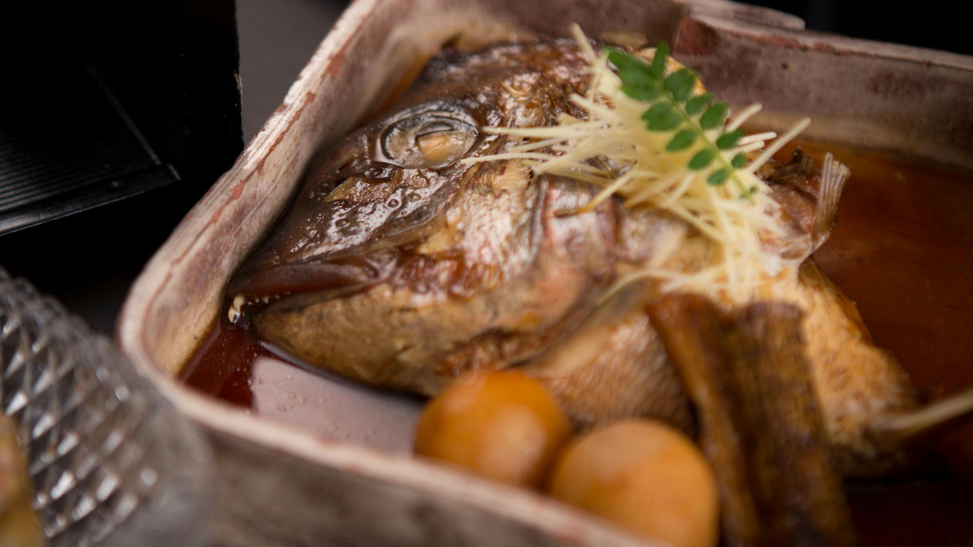 Popular Open-Air Bath Rooms and Seasonal Delicacies of Toyama, Unazuki Onsen Sunyanagi-tei