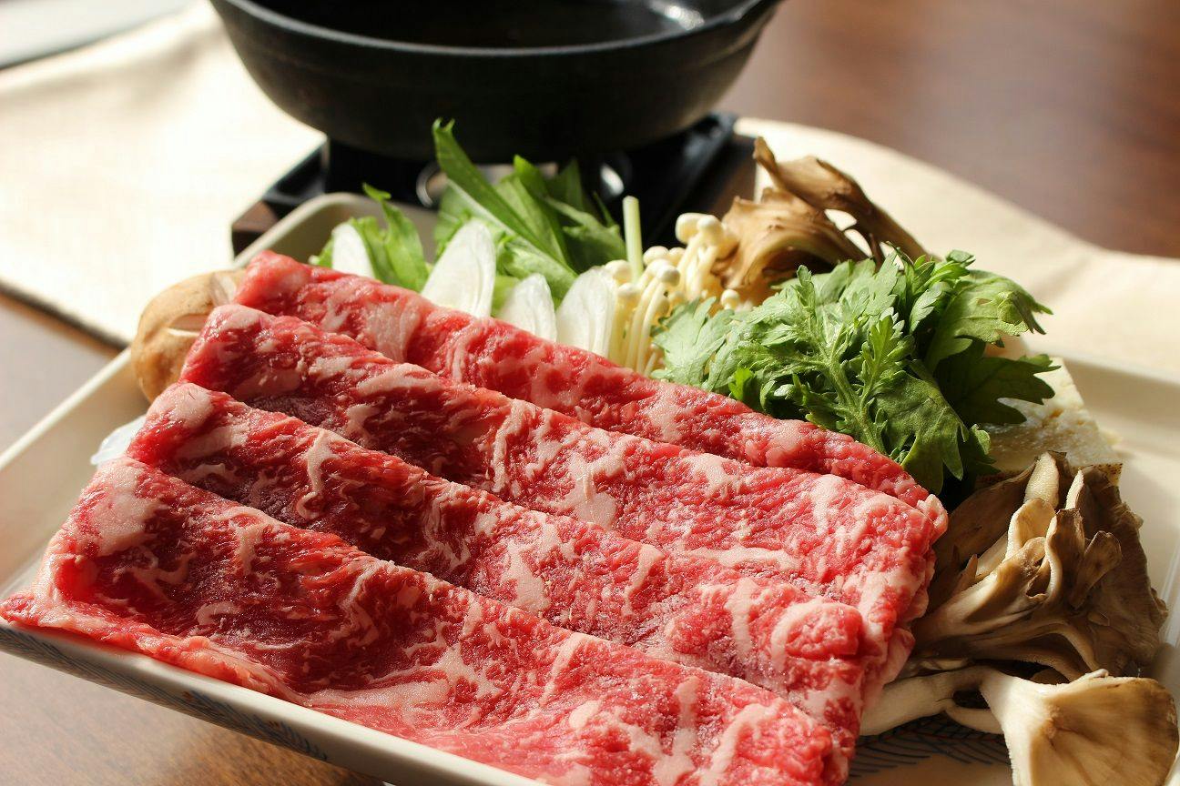 Popular Open-Air Bath Rooms and Seasonal Delicacies of Toyama, Unazuki Onsen Sunyanagi-tei