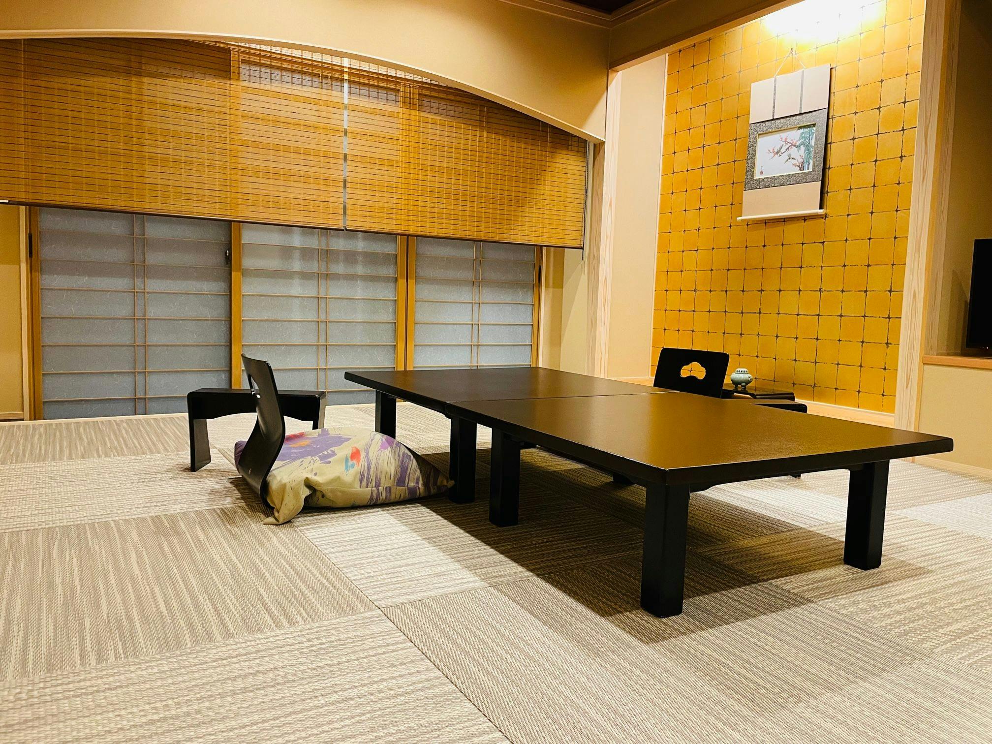 Popular Open-Air Bath Rooms and Seasonal Delicacies of Toyama, Unazuki Onsen Sunyanagi-tei