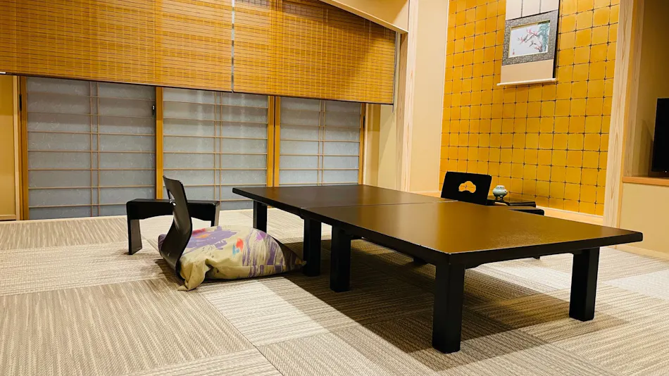 Popular Open-Air Bath Rooms and Seasonal Delicacies of Toyama, Unazuki Onsen Sunyanagi-tei