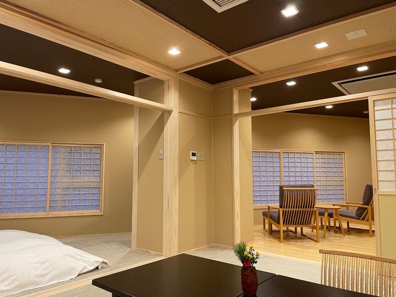 Popular Open-Air Bath Rooms and Seasonal Delicacies of Toyama, Unazuki Onsen Sunyanagi-tei