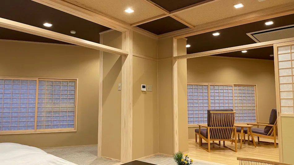 Popular Open-Air Bath Rooms and Seasonal Delicacies of Toyama, Unazuki Onsen Sunyanagi-tei