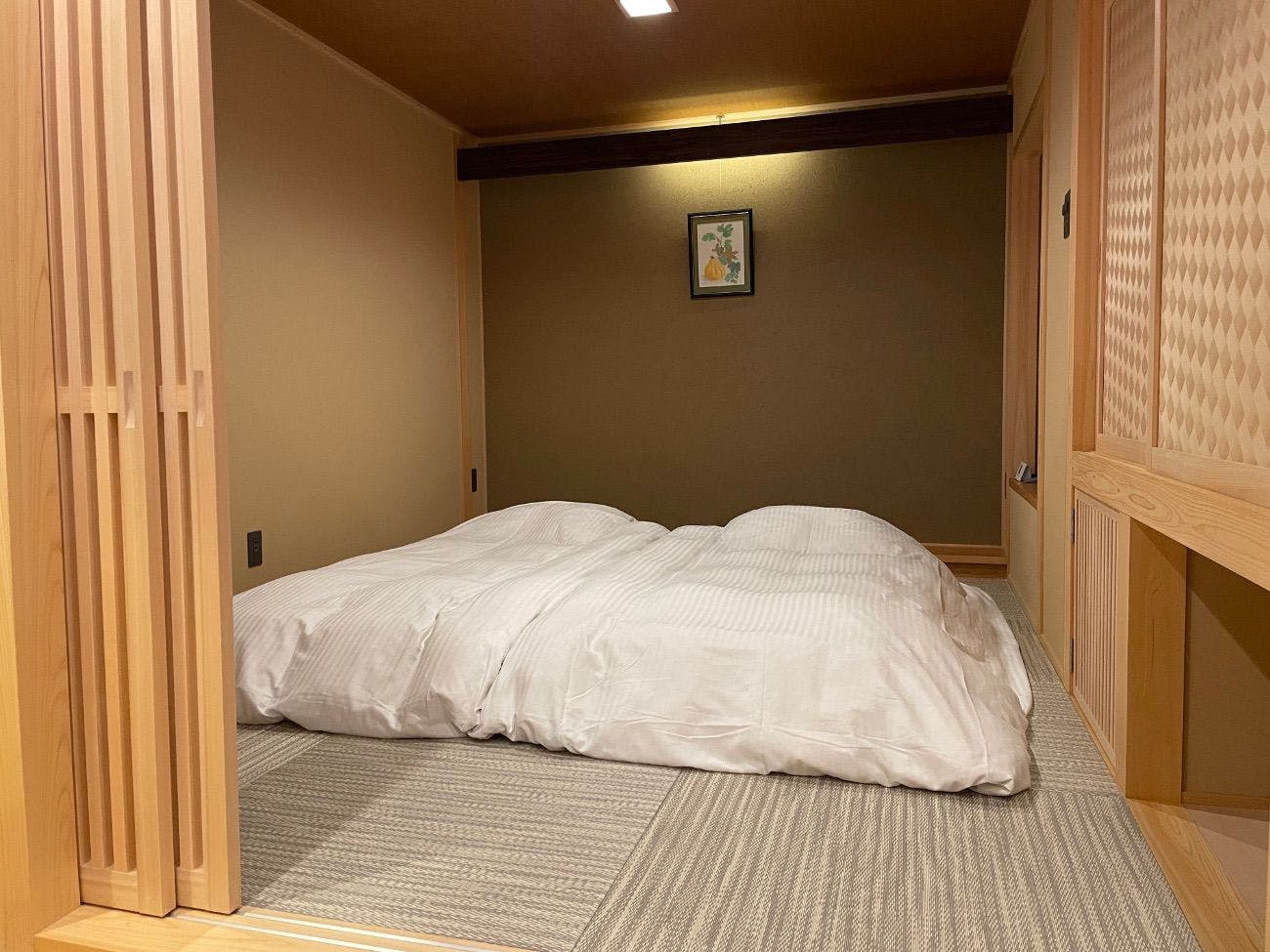 Popular Open-Air Bath Rooms and Seasonal Delicacies of Toyama, Unazuki Onsen Sunyanagi-tei