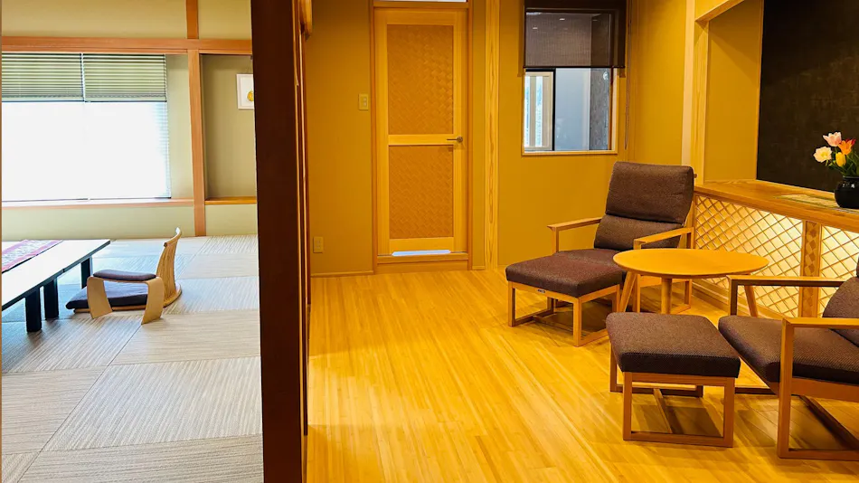 Popular Open-Air Bath Rooms and Seasonal Delicacies of Toyama, Unazuki Onsen Sunyanagi-tei