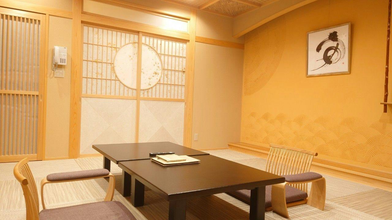 Popular Open-Air Bath Rooms and Seasonal Delicacies of Toyama, Unazuki Onsen Sunyanagi-tei