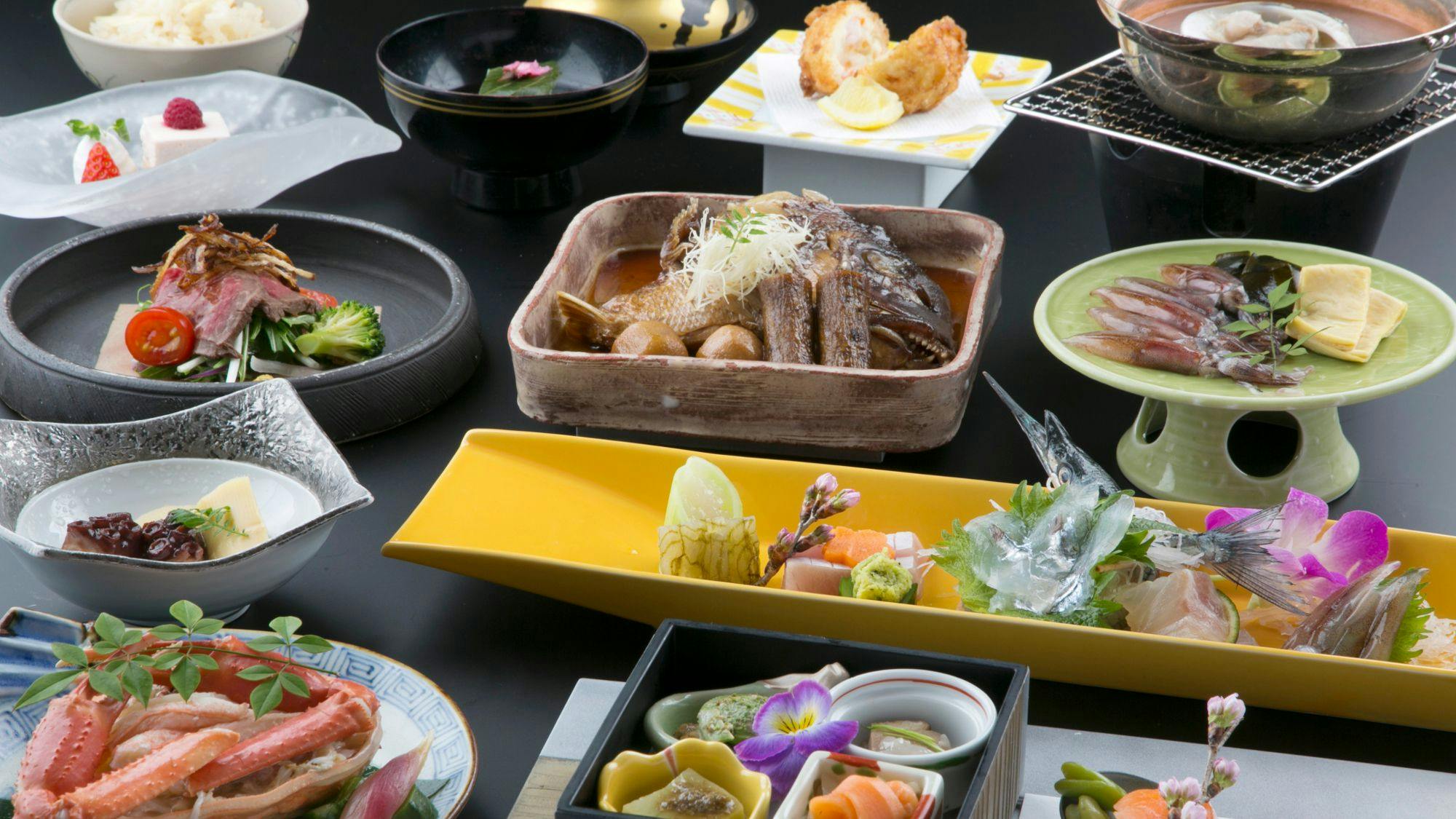 Popular Open-Air Bath Rooms and Seasonal Delicacies of Toyama, Unazuki Onsen Sunyanagi-tei